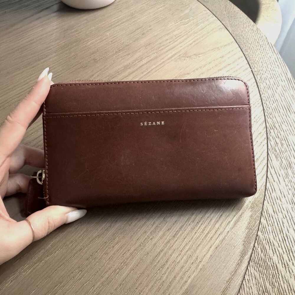 Sézane Victoria Wallet - Glossy Burgundy